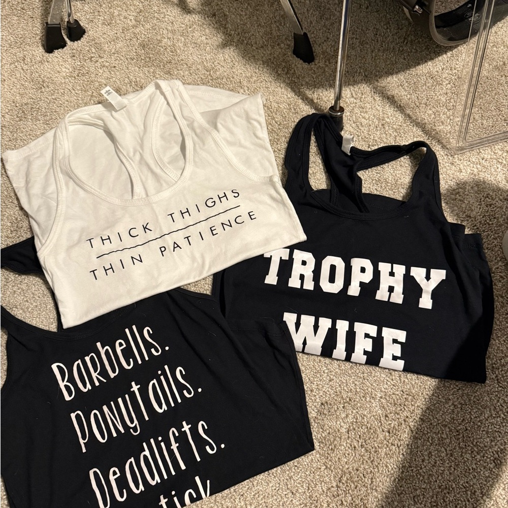 Graphic Slogan Women's Tank Tops - Black & White